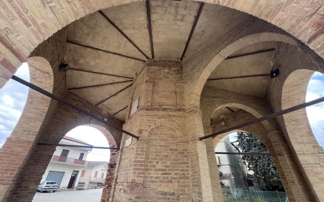 Fontana ottocentesca